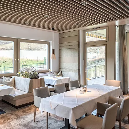 Turmhof Szálloda 4*