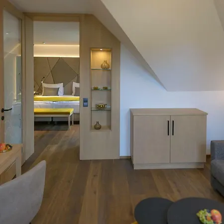 Turmhof 굼폴드스키르첸