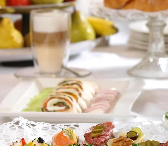 Turmhof 4* グンポルツキルヒェン