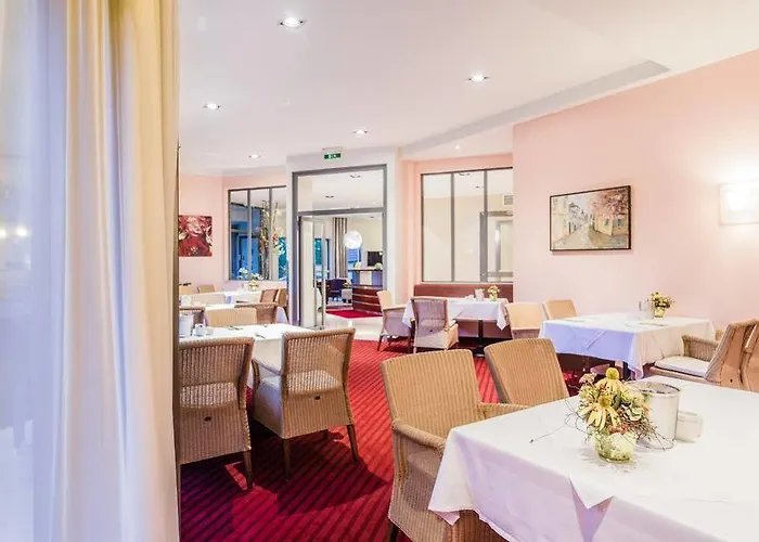 Turmhof 4* グンポルツキルヒェン