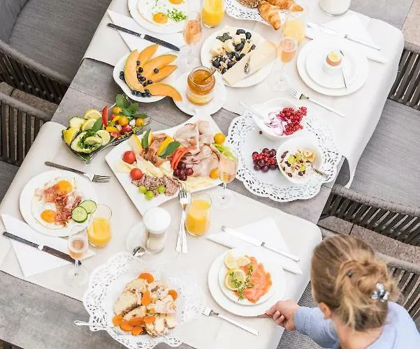 ホテル Turmhof グンポルツキルヒェン